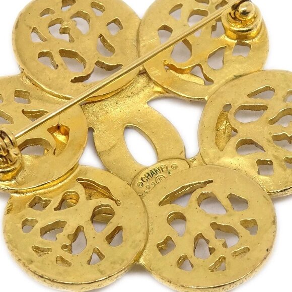 Chanel Flower Brooch Pin Gold 95A 123232 - Picture 3 of 4
